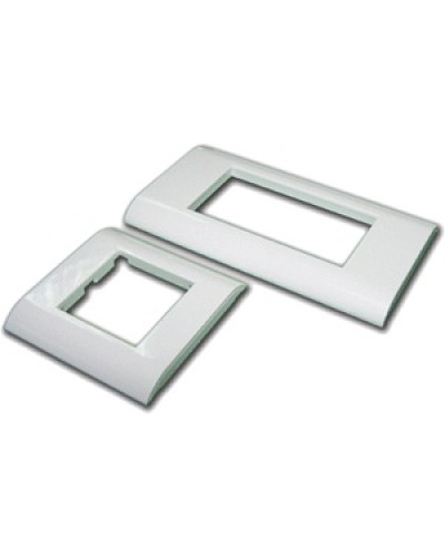 Накладка пластиковая TWT-FR45x90 в Волгограде Аксессуары для стоек и шкафов Pintop.ru