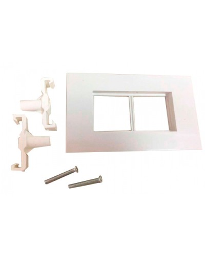 Суппорт с рамкой для короба 120х50 мм, 45х45 мм, белый LANMASTER (LAN-CT120-F45x45-WH) в Волгограде Коммутационные изделия Pintop.ru