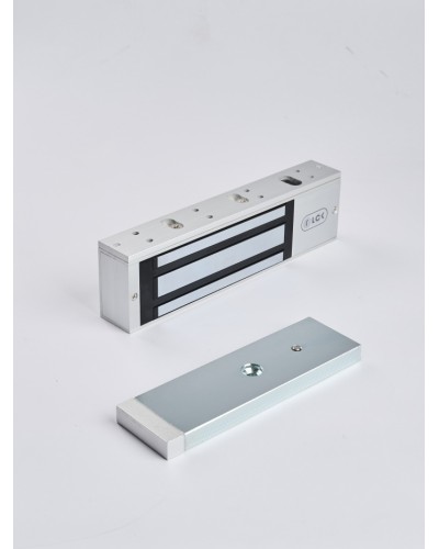 R-Lock RL-EM500-LSS - Электромагнитный замкок, 500кг, DC12/24B, цвет серебристый сатинированный алюминий RAL 7047, два датчика втроены в корпус замка: датчик Холла и магнито-контактный датчик в Волгограде Электромагнитные замки Pintop.ru