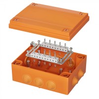 Коробка пластиковая FS с кабельными вводами иклеммниками DKC (FSB412004)